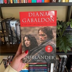 Outlander Novel by Diana Gabaldon